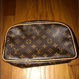Louis Vuitton toiletry Bag